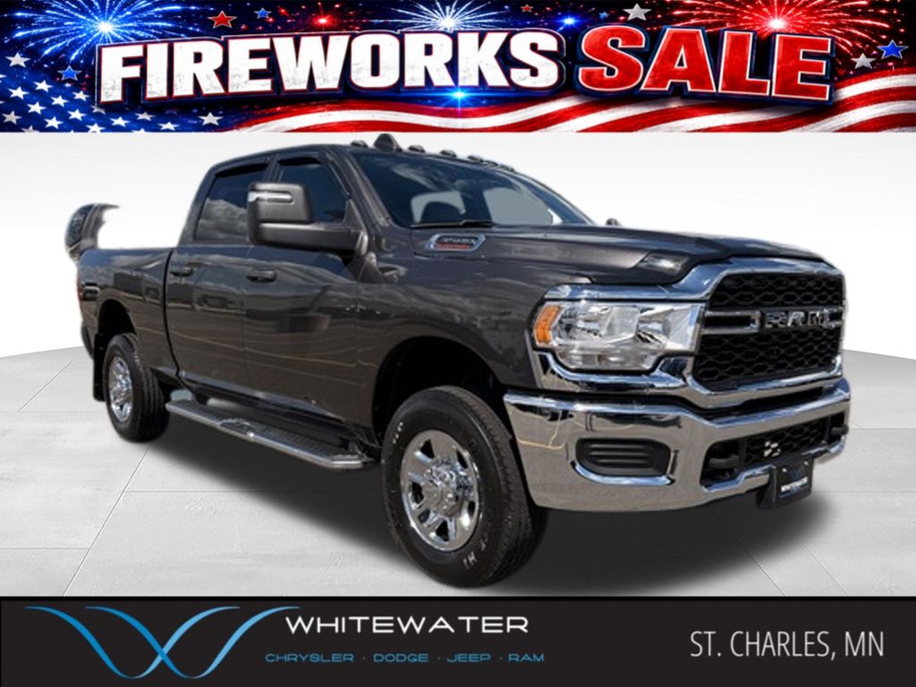 2023 RAM 3500 Tradesman Crew Cab 4WD