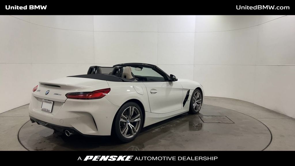 Thumbnail: 2023 BMW Z4 - 8