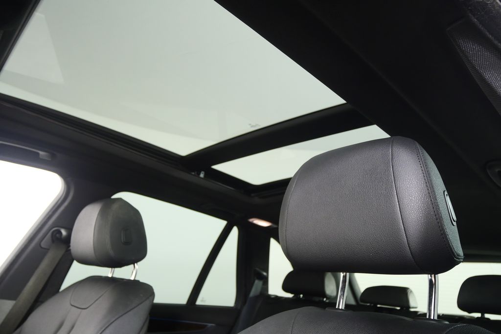 Thumbnail: 2017 BMW X5 - 12