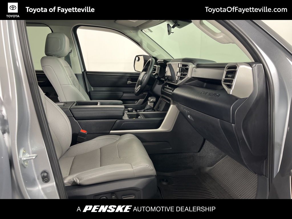 Thumbnail: 2024 Toyota Tundra - 10