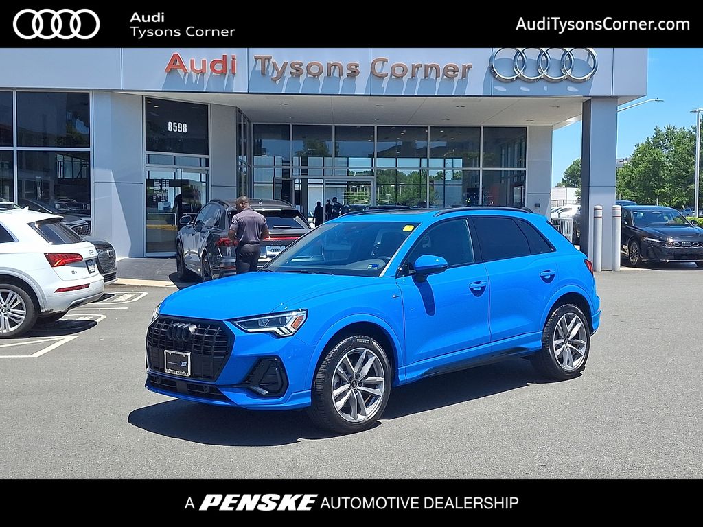 Thumbnail: 2023 Audi Q3 - 1