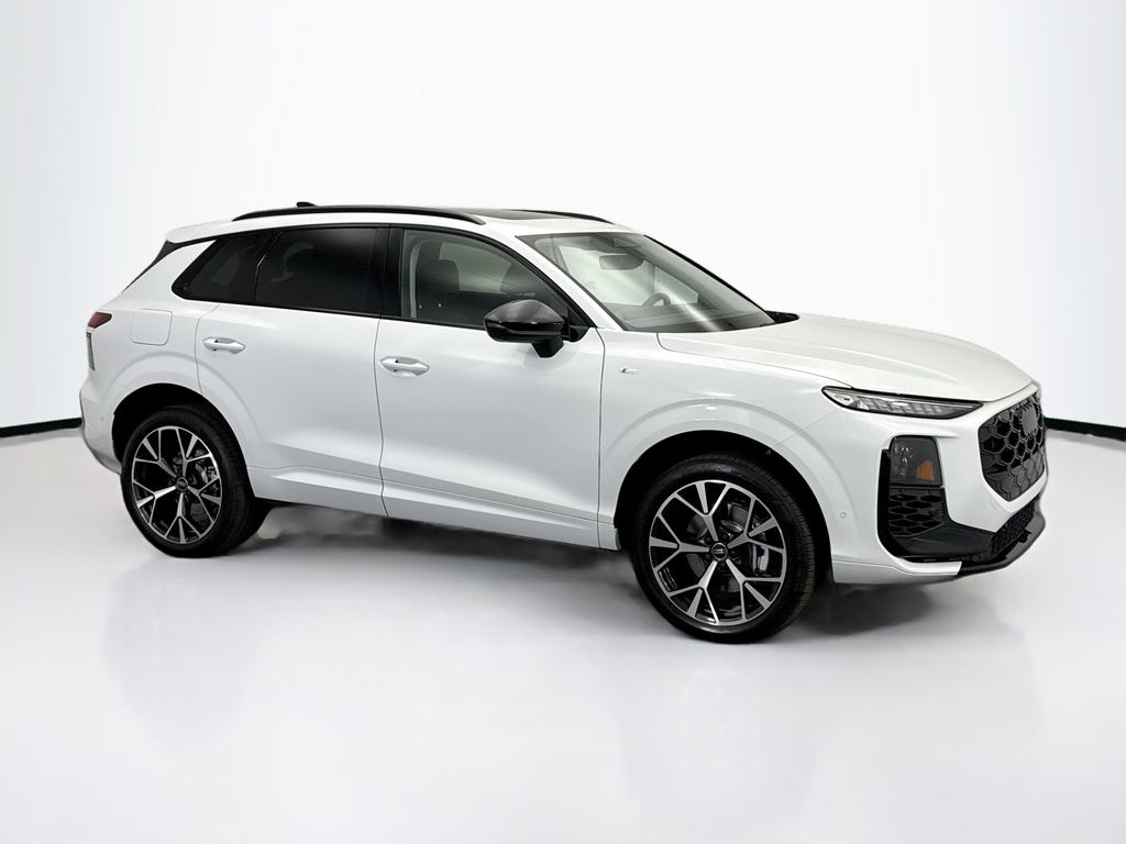 Thumbnail: 2026 Audi Q3 - 3