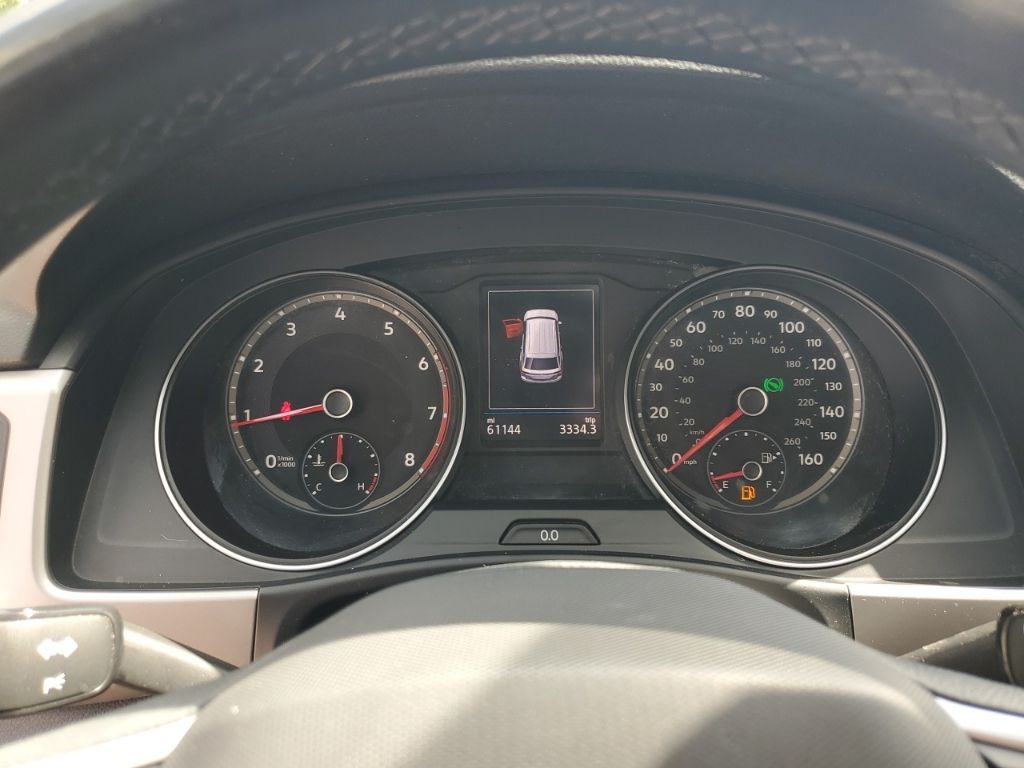 Used Car 2021 Volkswagen Atlas  3.6l V6 Se W/technology For Sale Under $30,000 In Austin, Texas