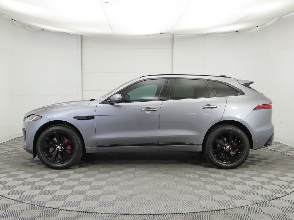 Thumbnail: 2021 Jaguar F-Pace - 8
