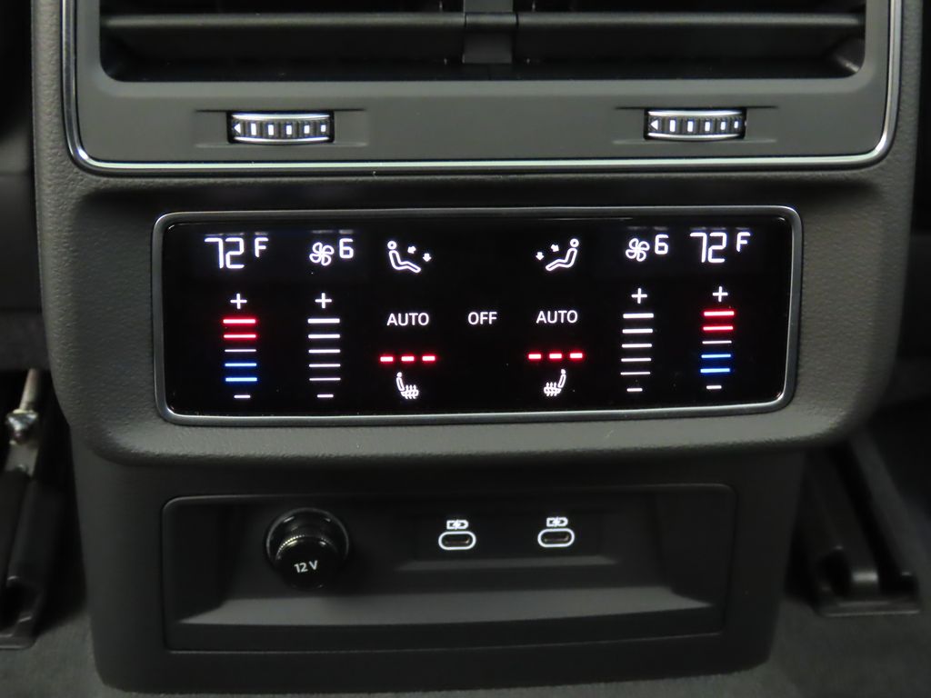 Thumbnail: 2025 Audi Q7 - 25