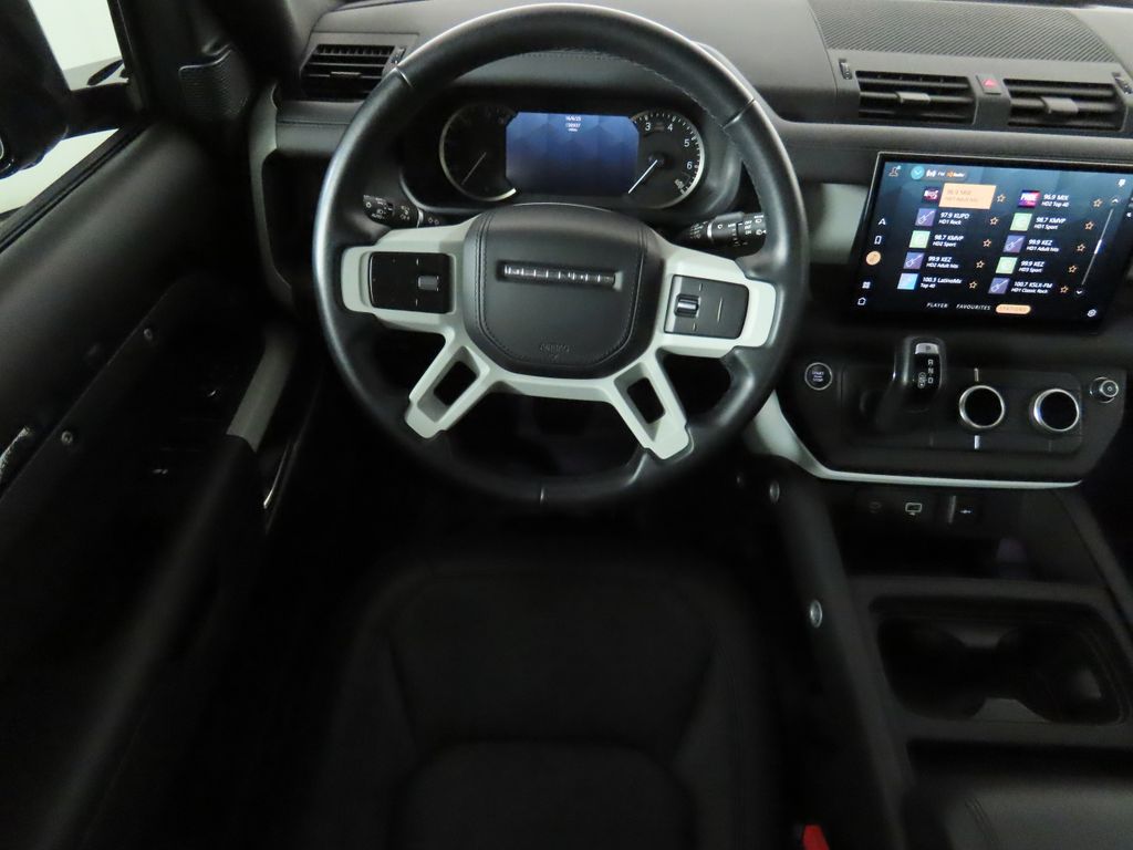 Thumbnail: 2023 Land Rover Defender - 10