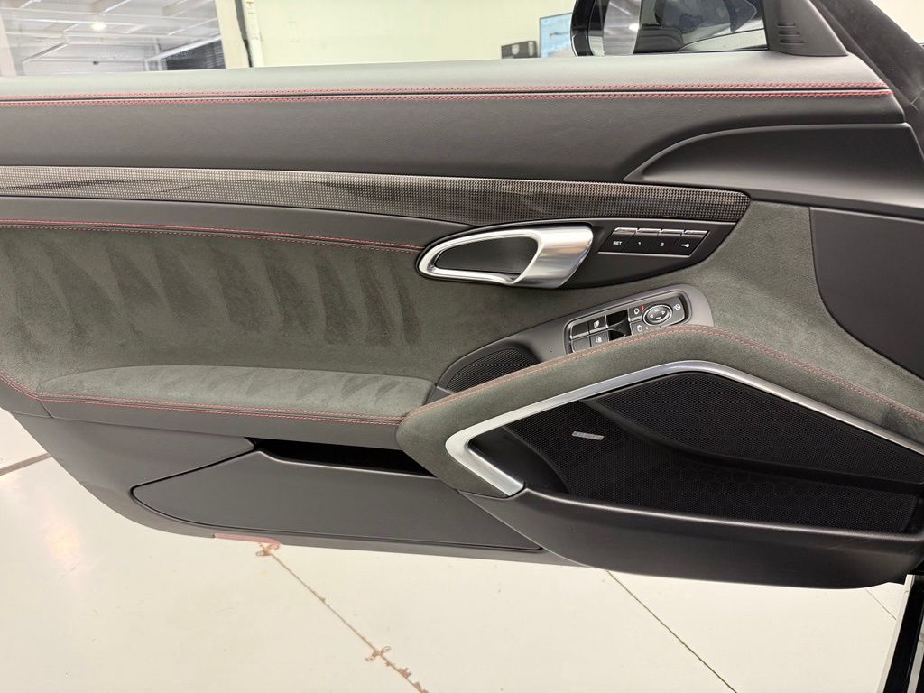 Thumbnail: 2023 Porsche 718 Cayman - 18