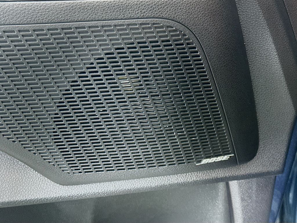 Thumbnail: 2022 Kia Carnival - 19