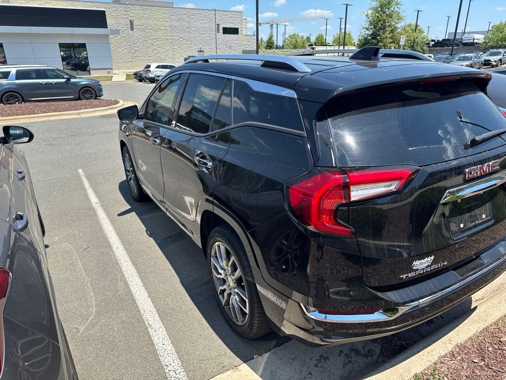 Used 2024 Black GMC Denali image 4