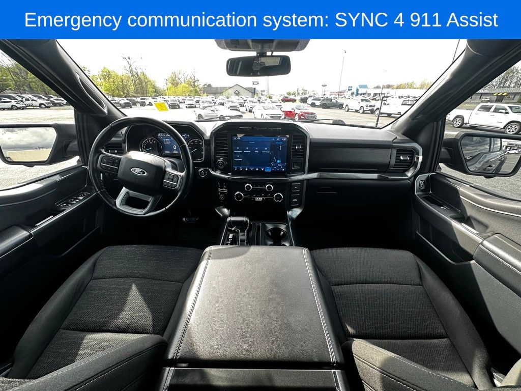 View vehicle photo 7