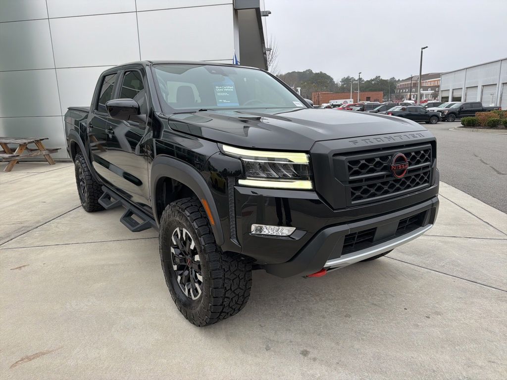 2024 Nissan Frontier PRO-4X Crew Cab 4WD