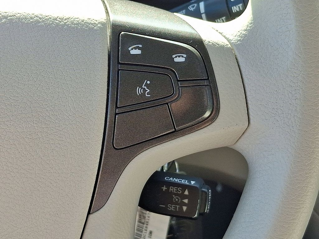 Thumbnail: 2014 Toyota Sienna - 24
