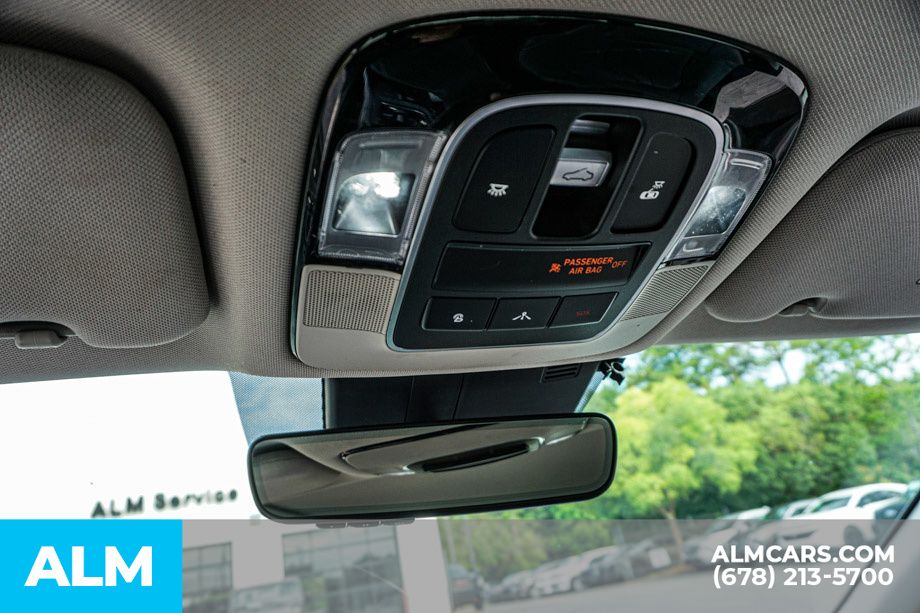 Used 2021 Gray Hyundai Limited image 33
