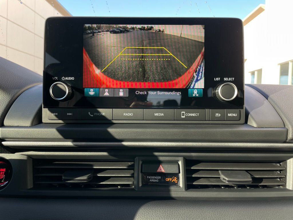 Thumbnail: 2025 Honda Pilot - 17