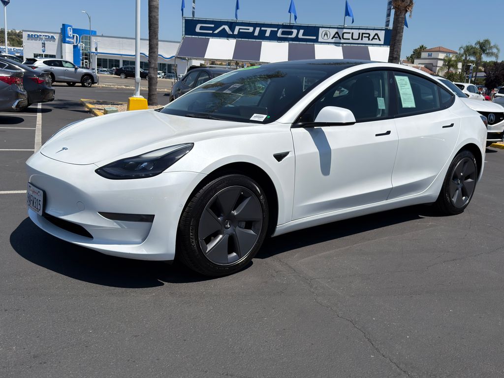 Thumbnail: 2022 Tesla Model 3 - 4