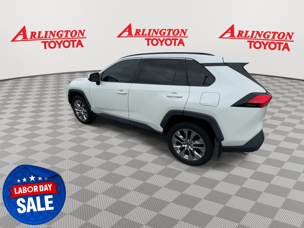 Used 2021 Toyota RAV4 SUV