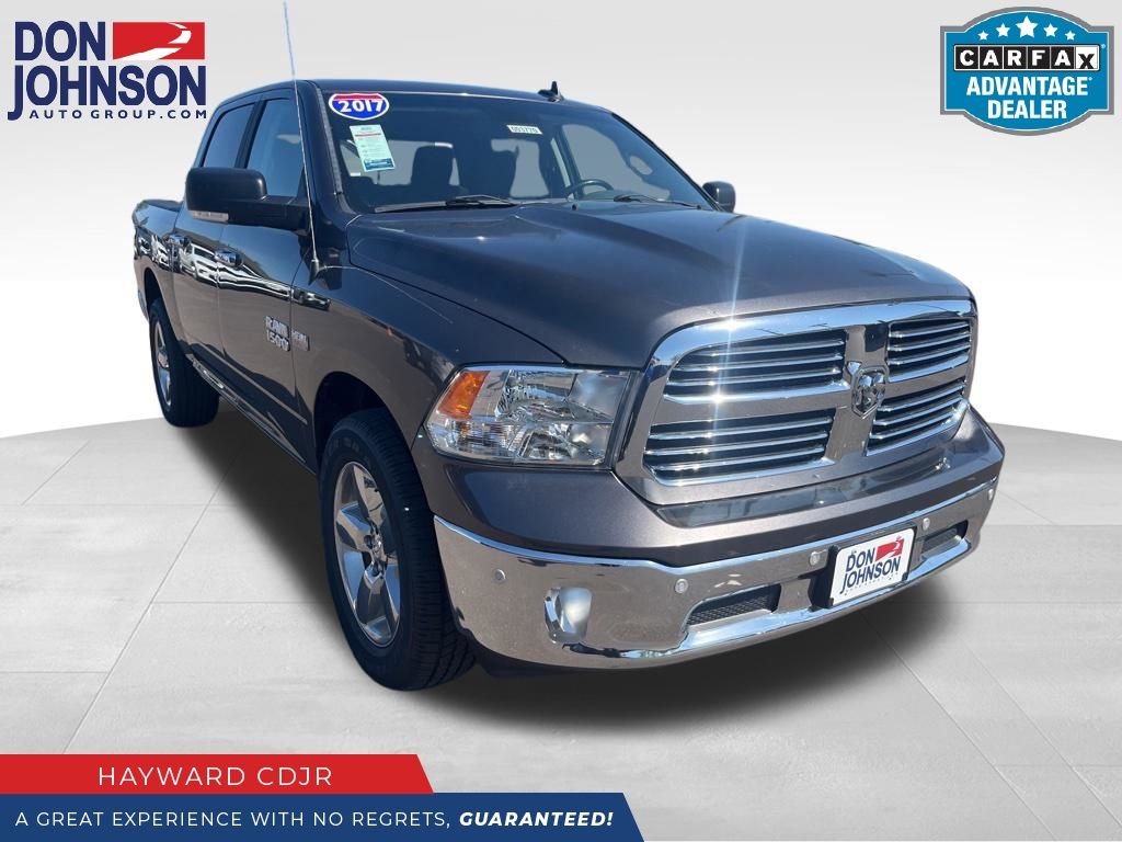 2017 RAM 1500 Big Horn Crew Cab 4WD