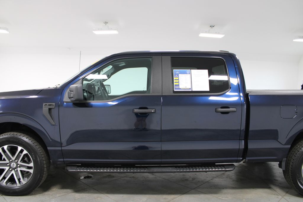 View vehicle photo 6