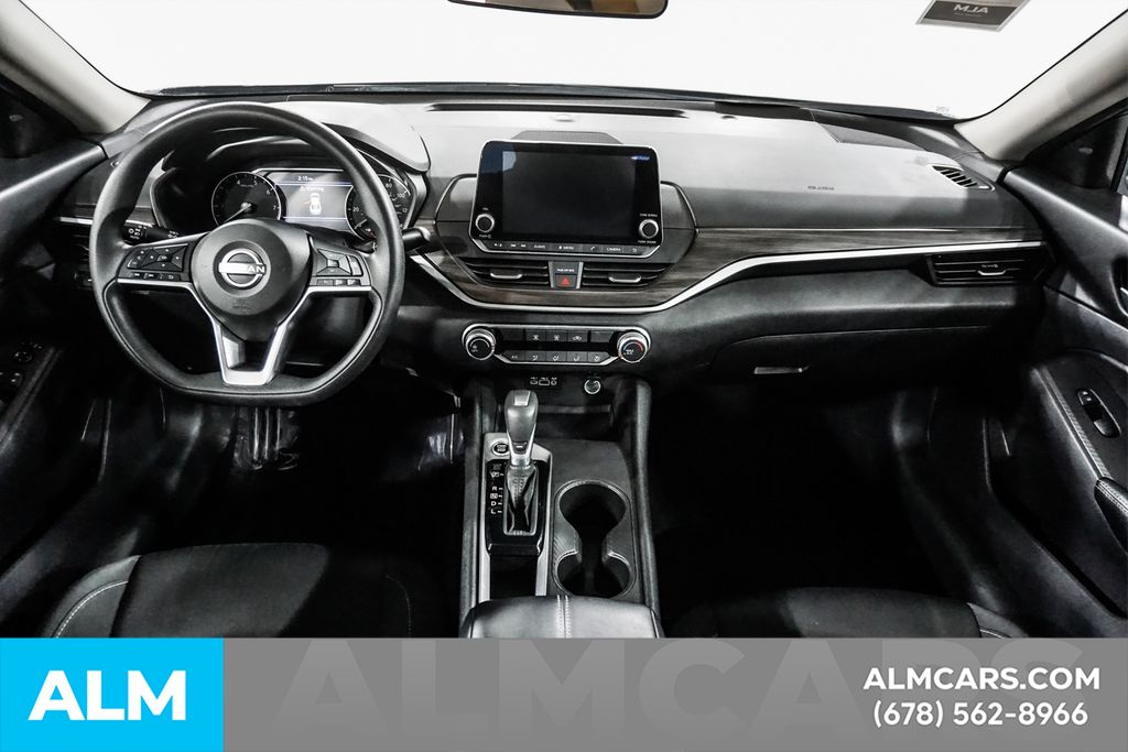 Used 2025 Gray Nissan 2.5 SV image 29