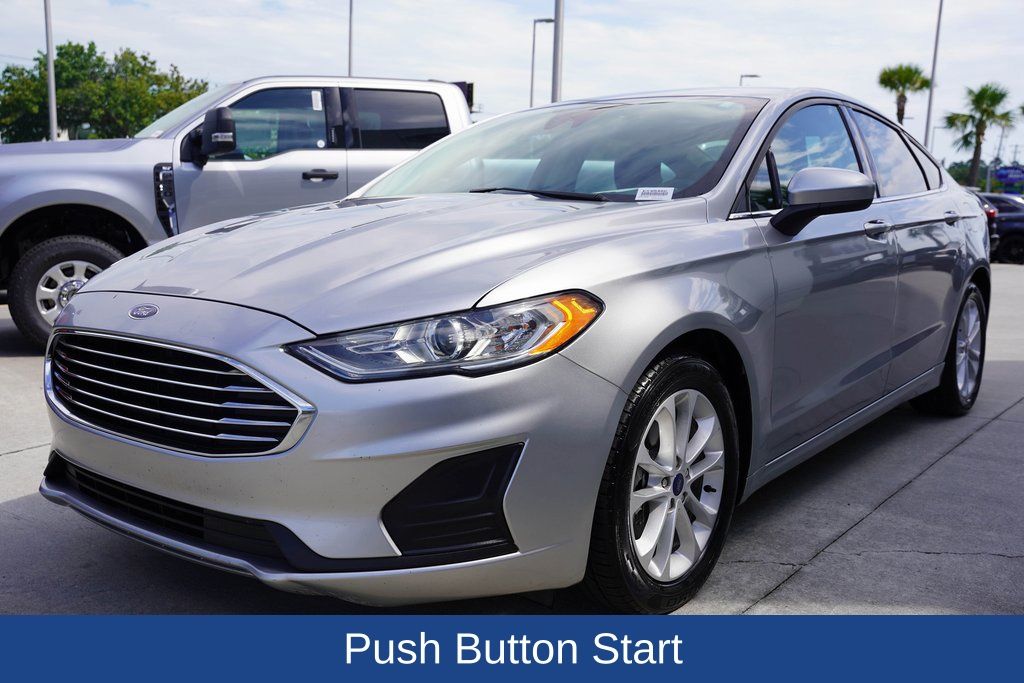 2020 Ford Fusion SE