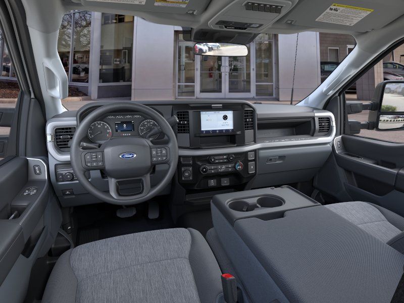 New 2026 Oxford White Ford XL image 9