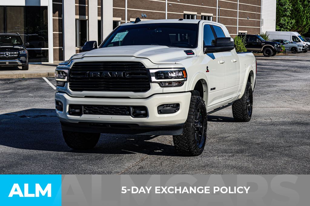 Used 2022 White Ram Laramie image 3