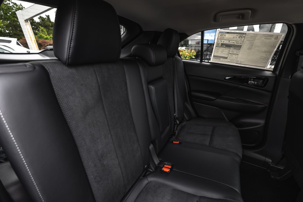 2026 Mitsubishi Eclipse Cross SE thumbnail 31