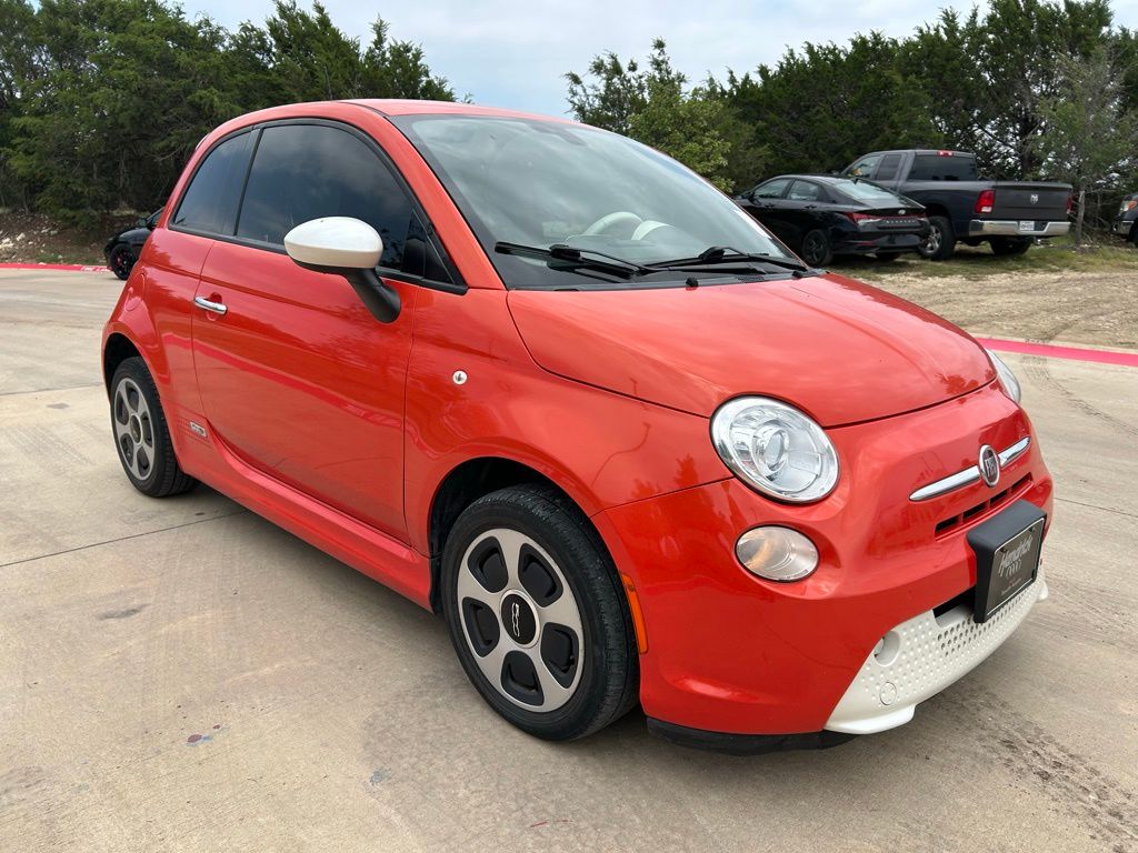 2017 Fiat 500e  4