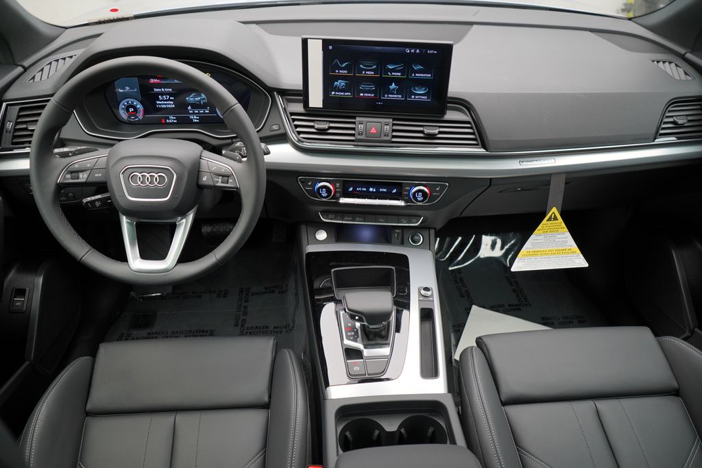 2025 Audi Q5  11