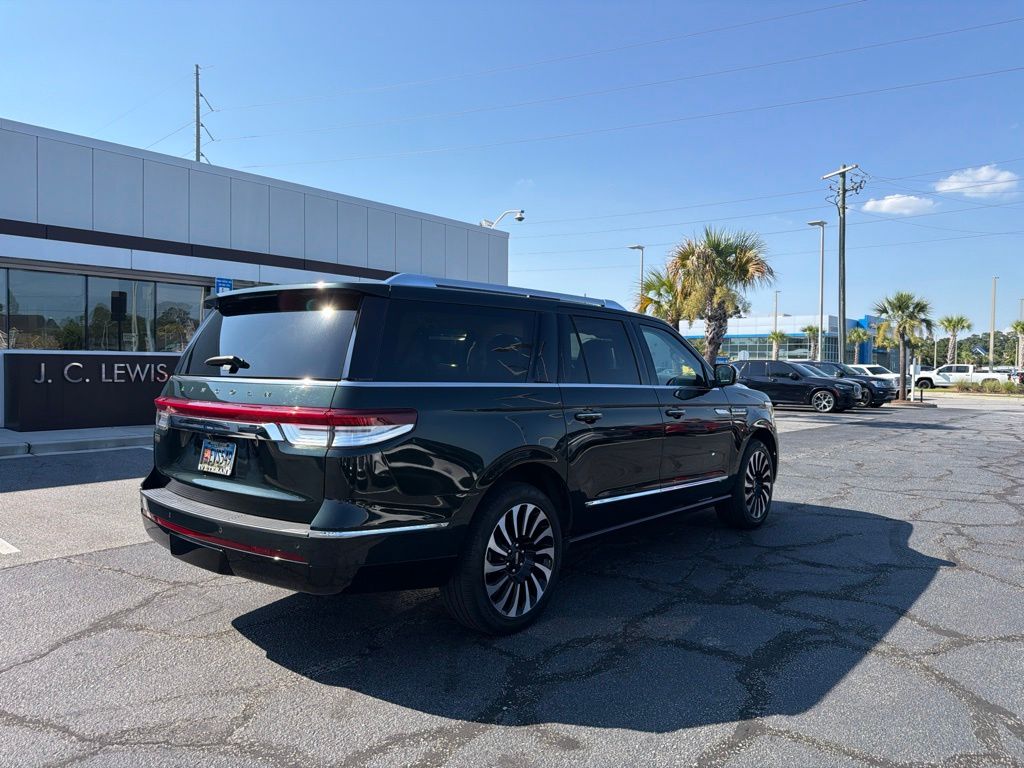 2024 Lincoln Navigator Black Label L