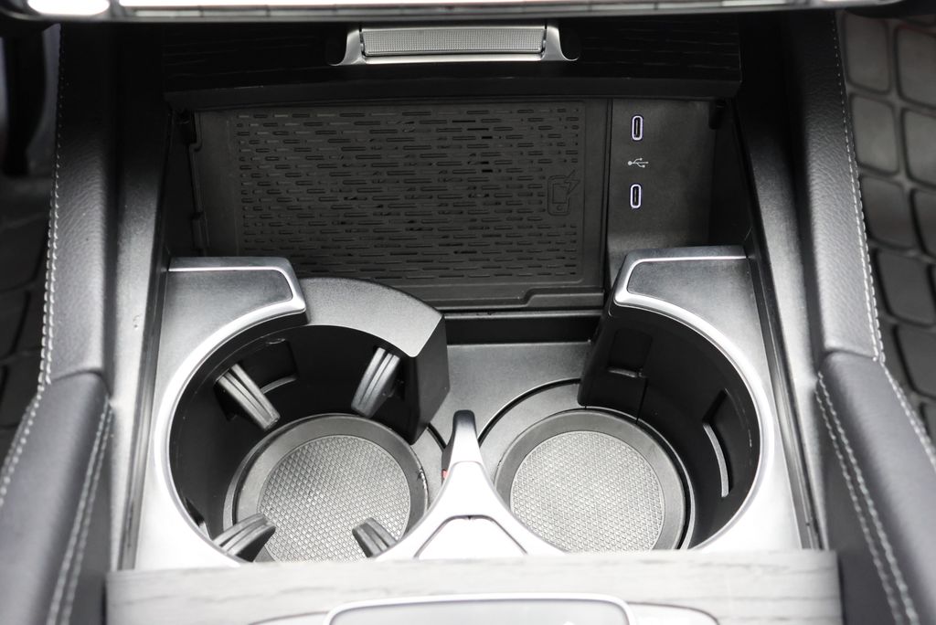 Thumbnail: 2026 Mercedes-Benz GLE - 28