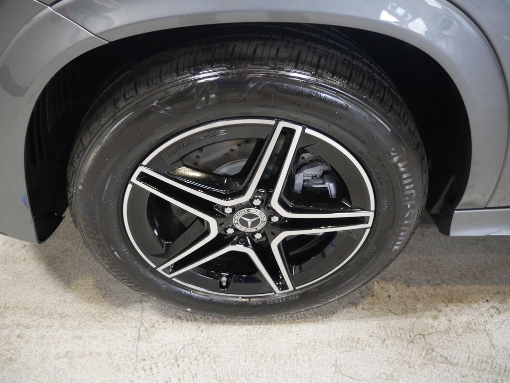 Thumbnail: 2026 Mercedes-Benz GLE - 12