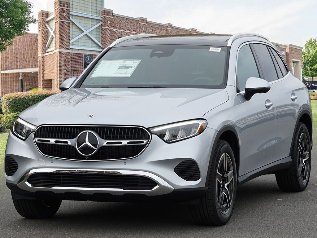 Thumbnail: 2026 Mercedes-Benz GLC - 4