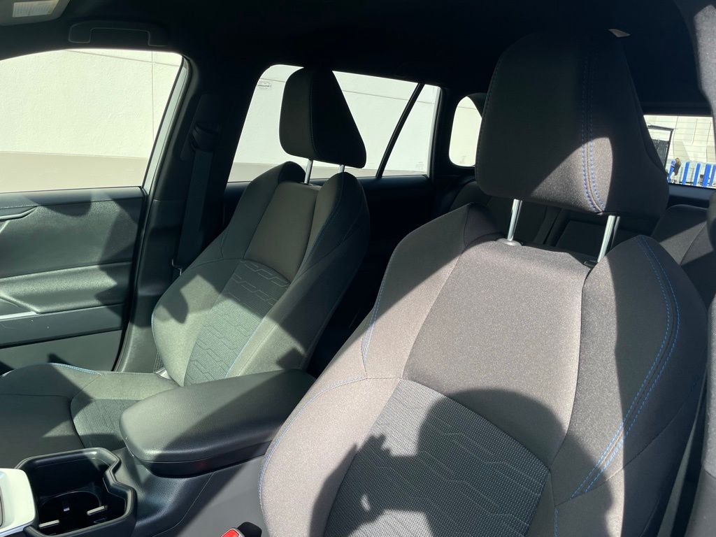 Thumbnail: 2024 Toyota RAV4 - 27