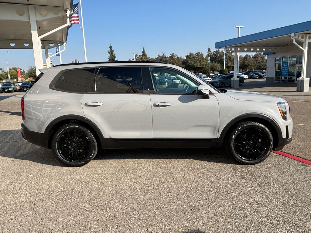 Thumbnail: 2021 Kia Telluride - 4