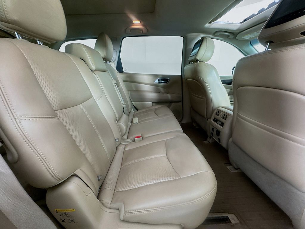 Used Car 2015 Nissan Pathfinder  Platinum For Sale Under $12,000 In Austin, Texas