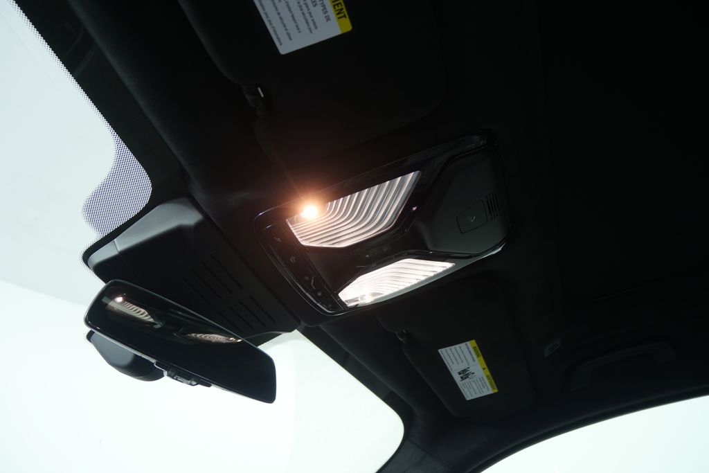 Thumbnail: 2026 BMW X7 - 19