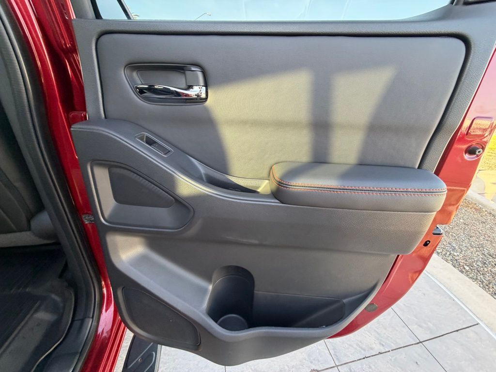 Thumbnail: 2023 Nissan Frontier - 23