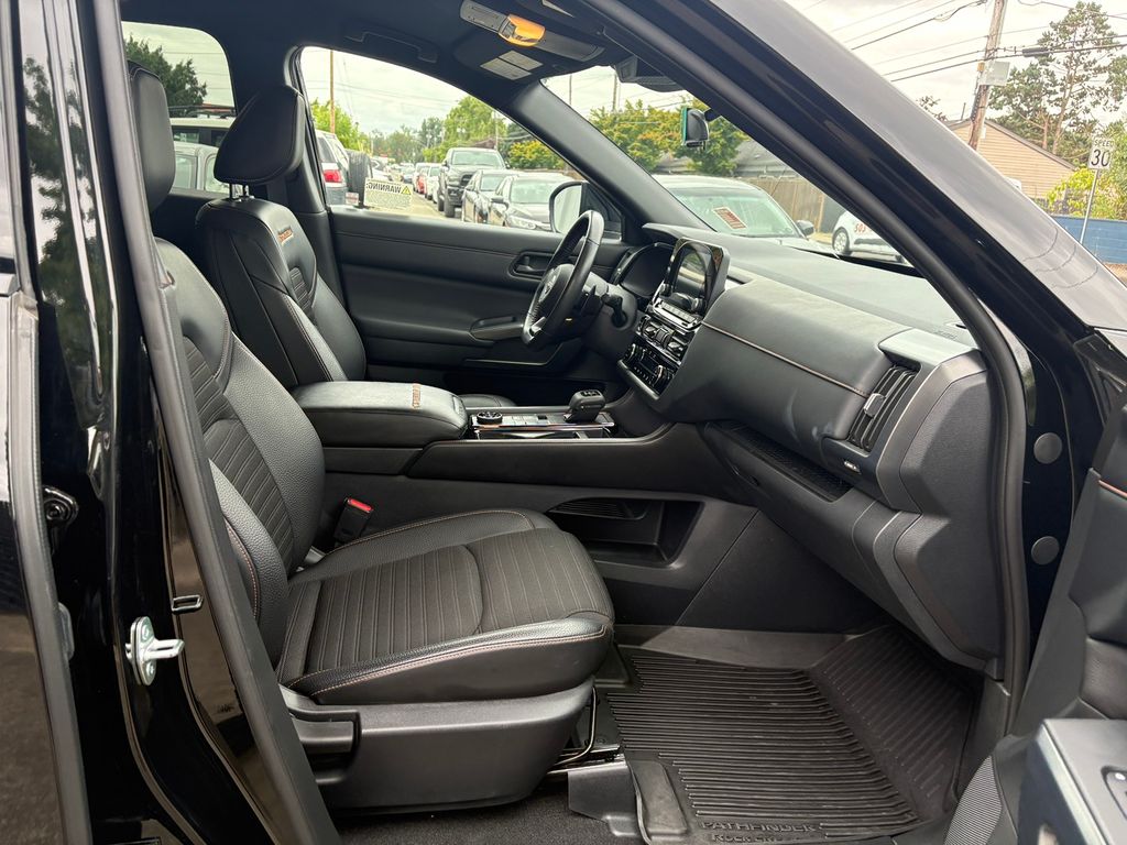 2023 Nissan Pathfinder Rock Creek