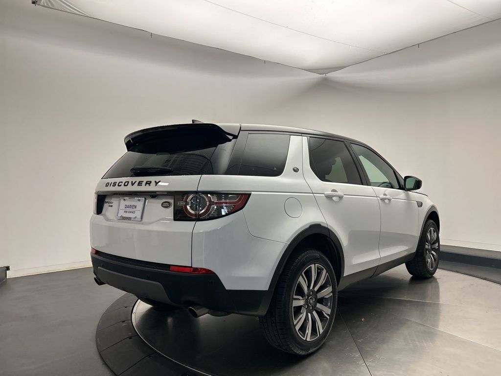 Thumbnail: 2019 Land Rover Discovery Sport - 5