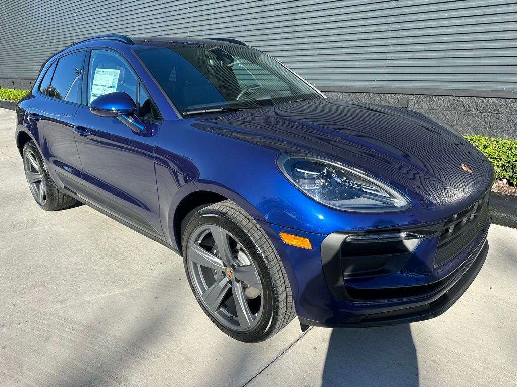 Thumbnail: 2026 Porsche Macan - 21