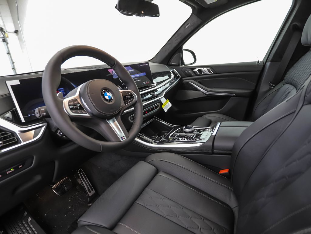 Thumbnail: 2026 BMW X5 - 10