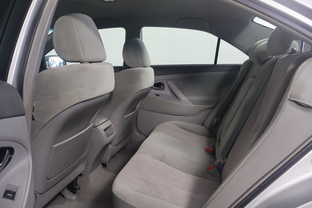2011 Toyota Camry LE 11