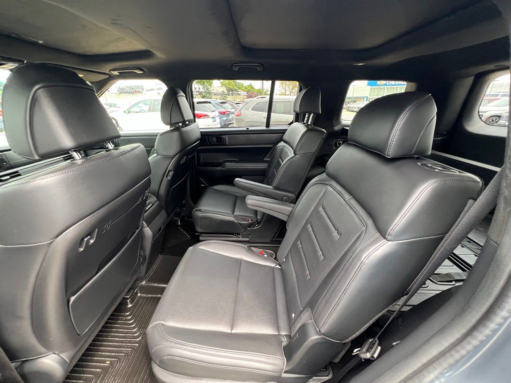Used 2025 Hyundai Santa Fe SUV