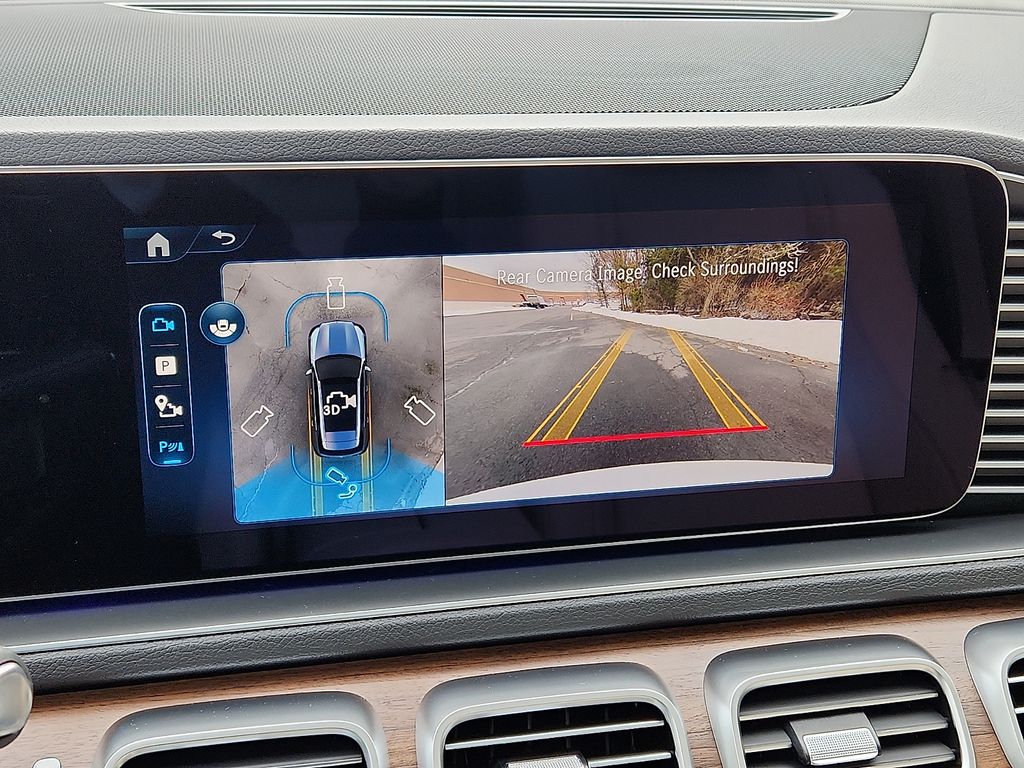 Thumbnail: 2026 Mercedes-Benz GLE - 12