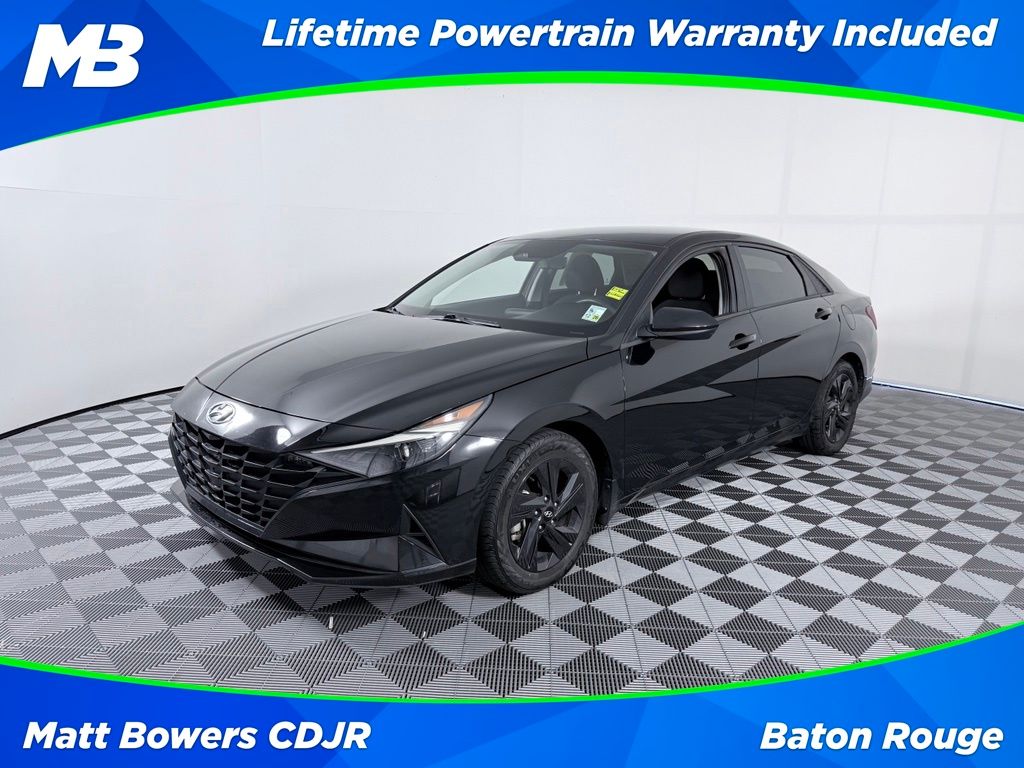 2023 Hyundai Elantra SEL FWD