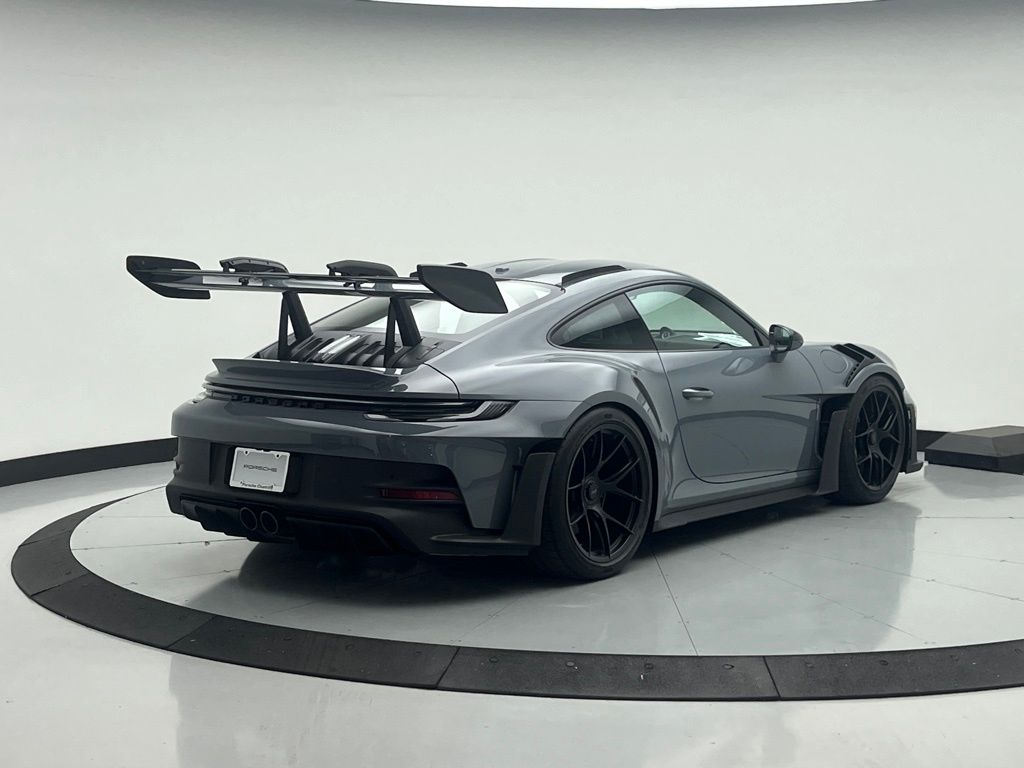 Thumbnail: 2025 Porsche 911 - 9