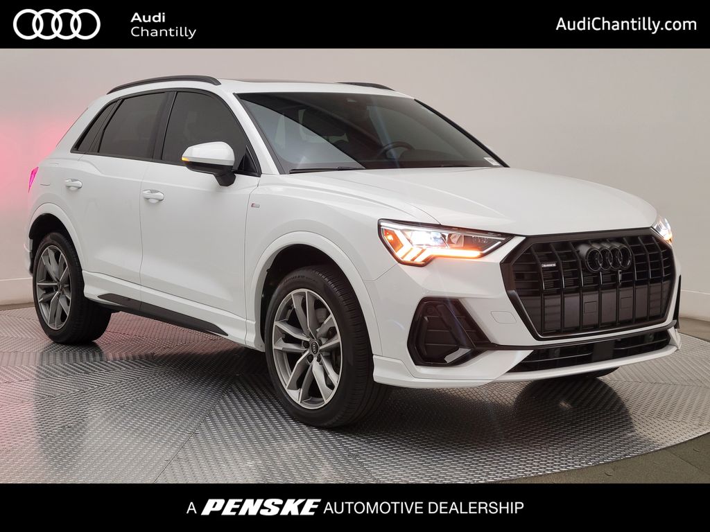 Thumbnail: 2023 Audi Q3 - 1