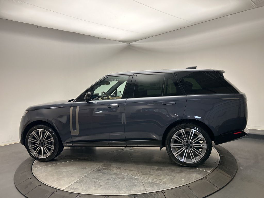 Thumbnail: 2026 Land Rover Range Rover - 2