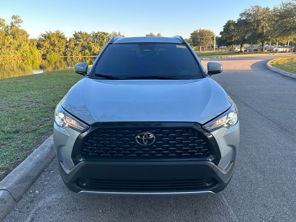 Thumbnail: 2023 Toyota Corolla Cross - 8